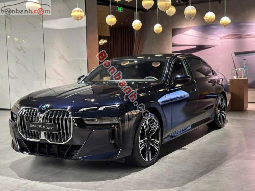 BMW 7 Series 735i M Sport 2026 - ảnh 1