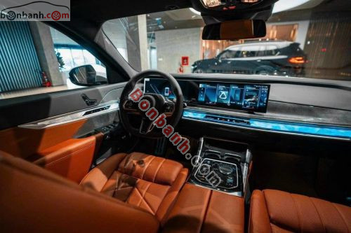 BMW 7 Series 735i M Sport 2026 - ảnh 5