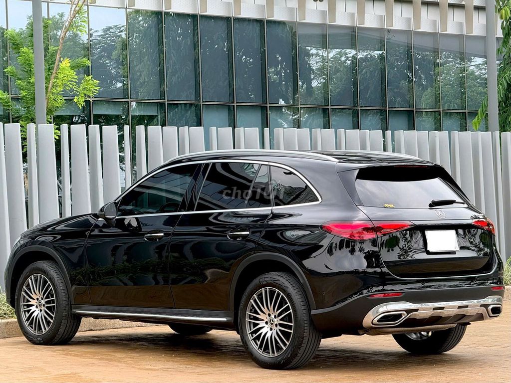Mercedes-Benz GLC 200 4Matic 2023 - ảnh 2