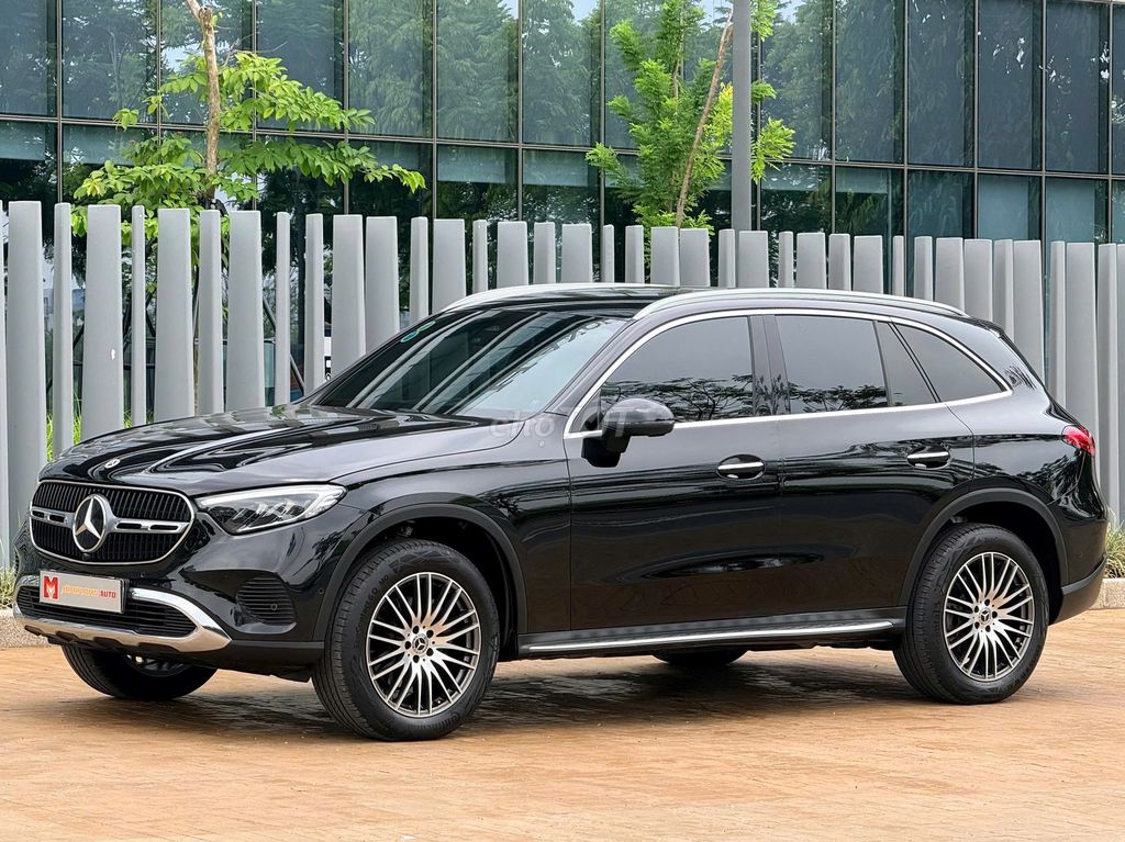 Mercedes-Benz GLC 200 4Matic 2023 - ảnh 4