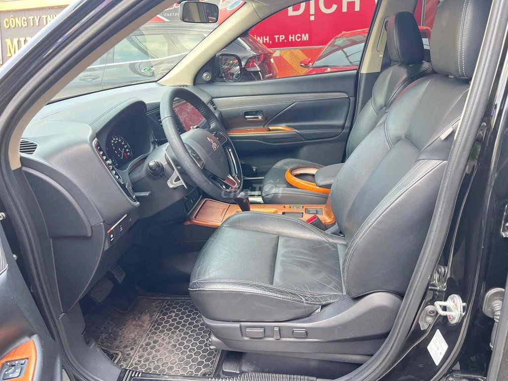 Mitsubishi Outlander 2021 - ảnh 5