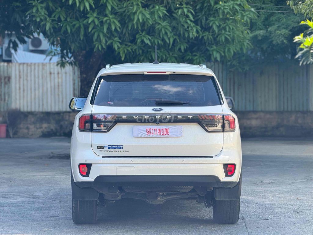 Ford Everest 2023 - ảnh 5