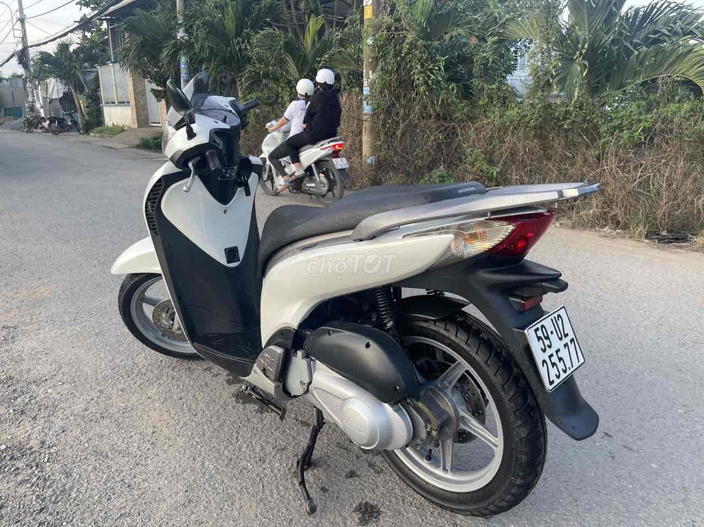 Honda 2010 - ảnh 2