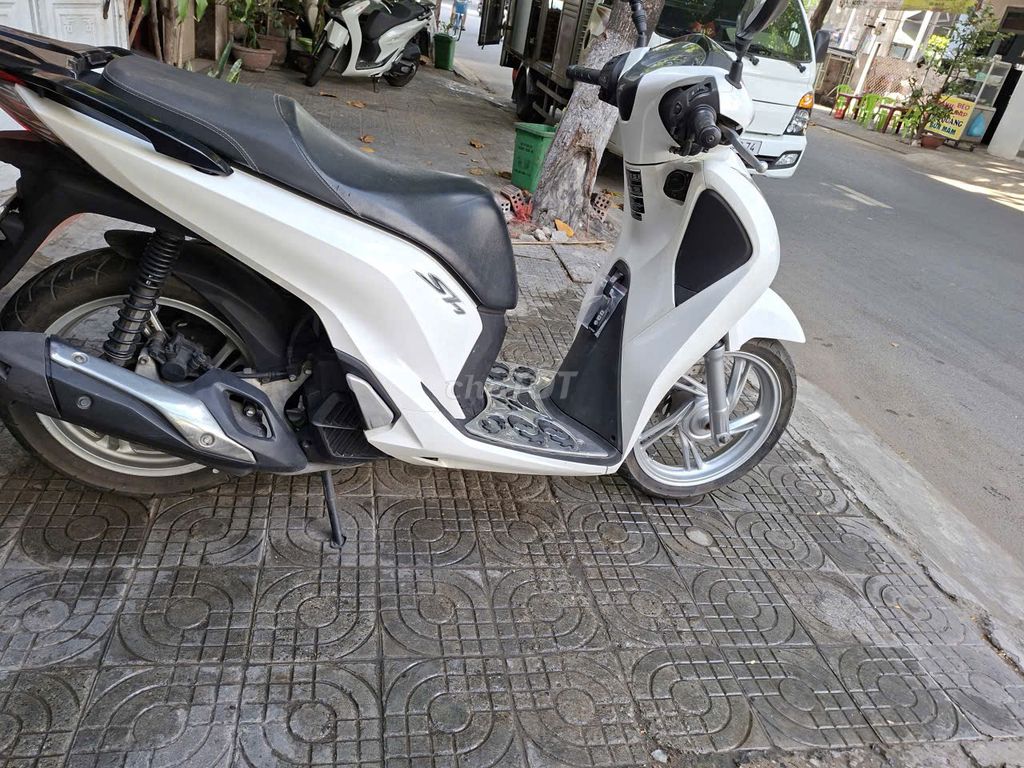 Honda SH 2018 - ảnh 3