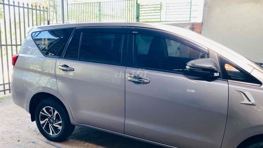 Toyota Innova 2021 - ảnh 2