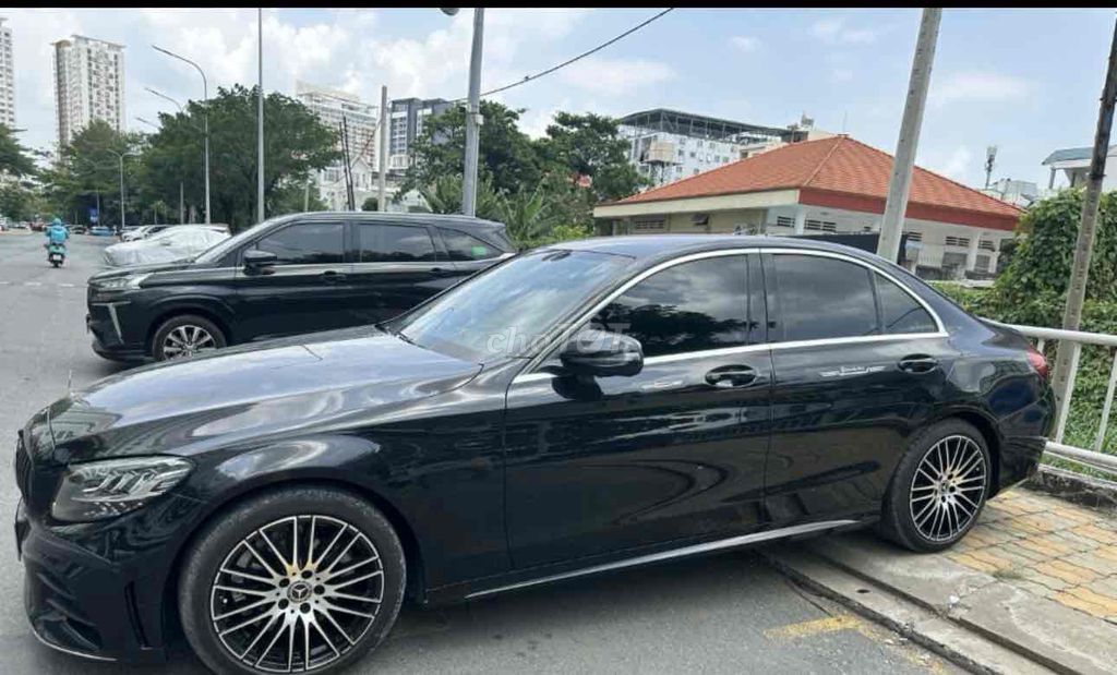 Mercedes-Benz 2021 - ảnh 4