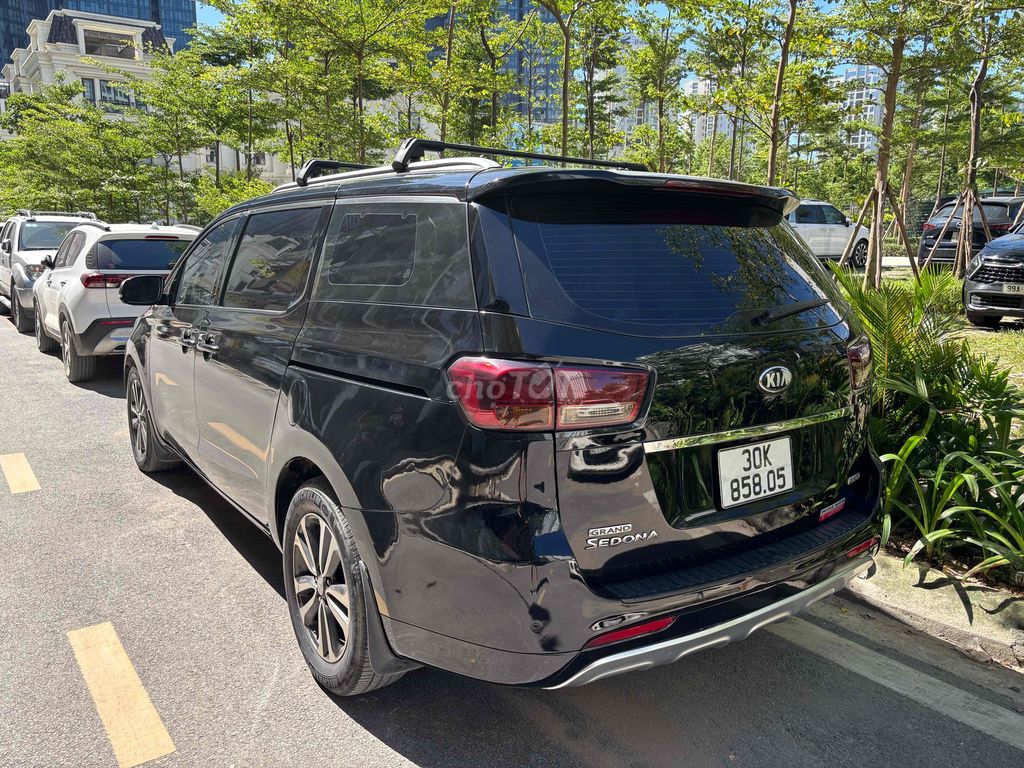 Kia Sedona 2016 - ảnh 3