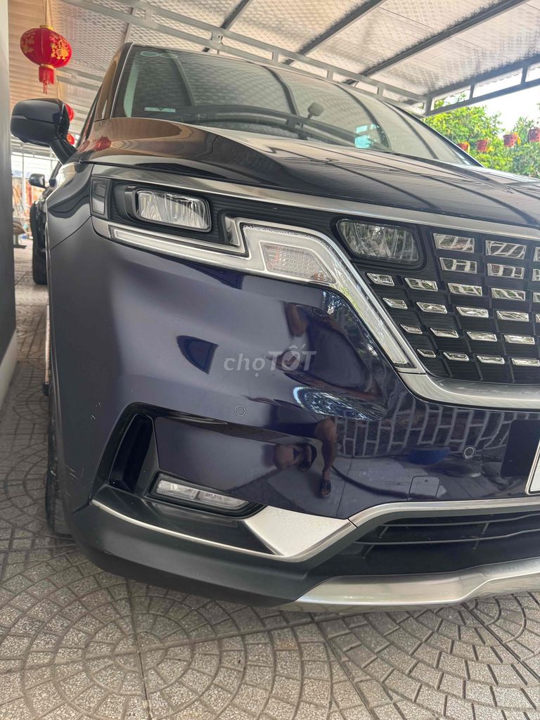 Kia Carnival - ảnh 1