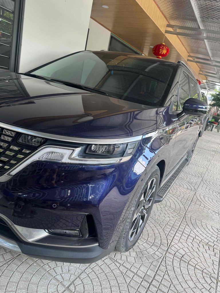 Kia Carnival - ảnh 4