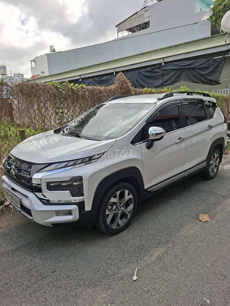 Mitsubishi Xpander Cross 2022 - ảnh 2