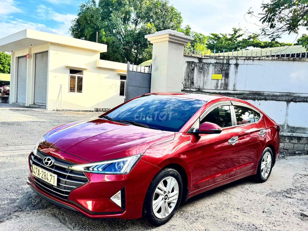 Hyundai Elantra 1.6 AT 2019 - ảnh 1
