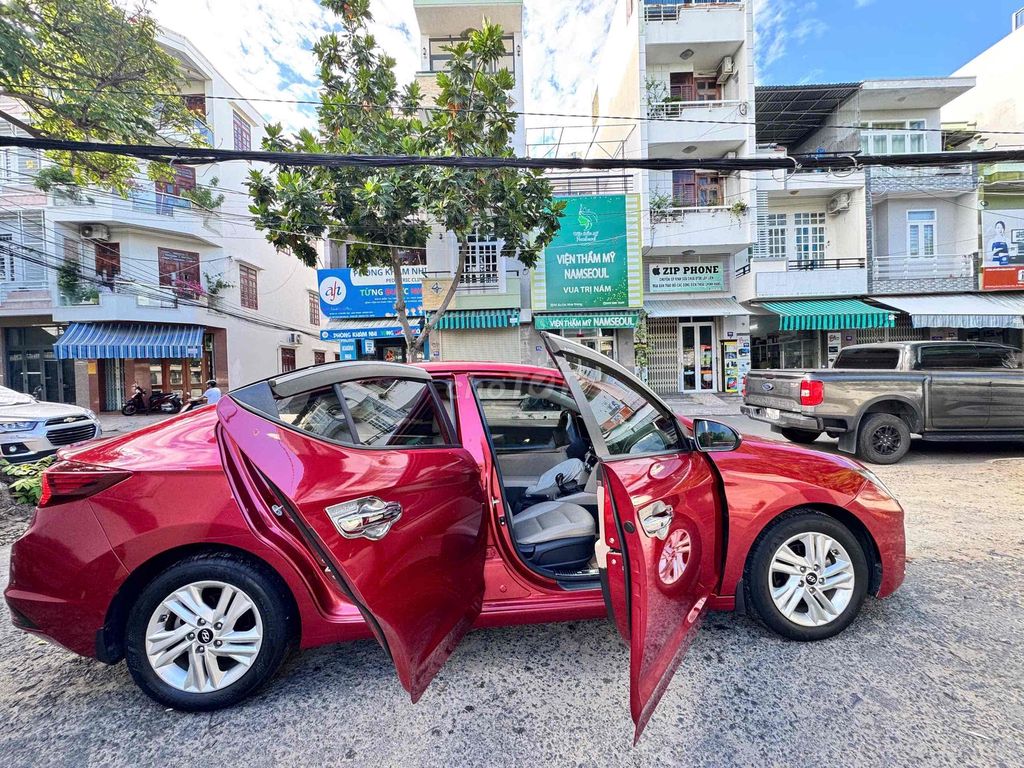 Hyundai Elantra 1.6 AT 2019 - ảnh 4