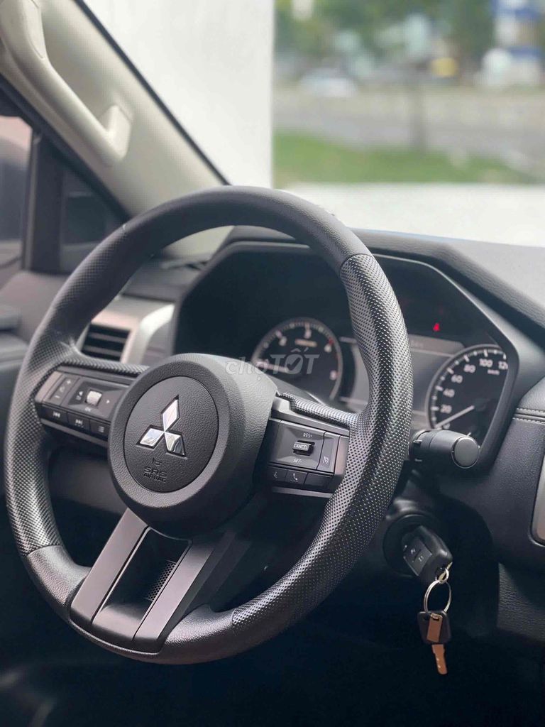 Mitsubishi Triton 2025 - ảnh 5
