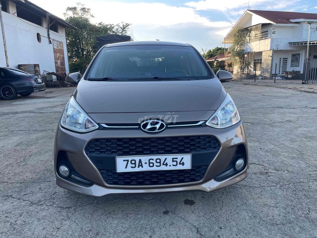 Hyundai i10 2017 - ảnh 1