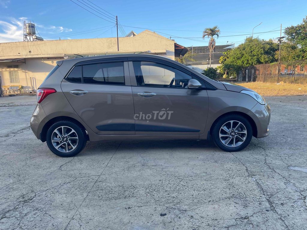 Hyundai i10 2017 - ảnh 4