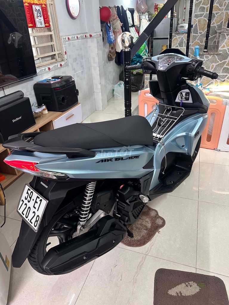 Honda Air Blade 2016 - ảnh 4