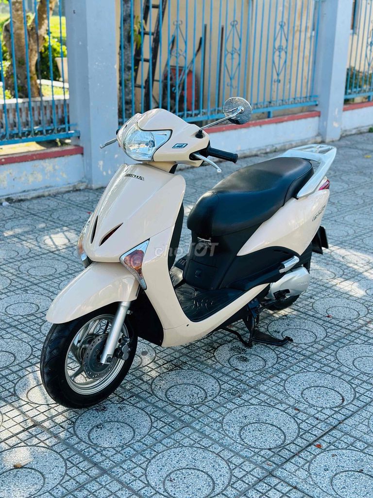 Honda 2012 - ảnh 1
