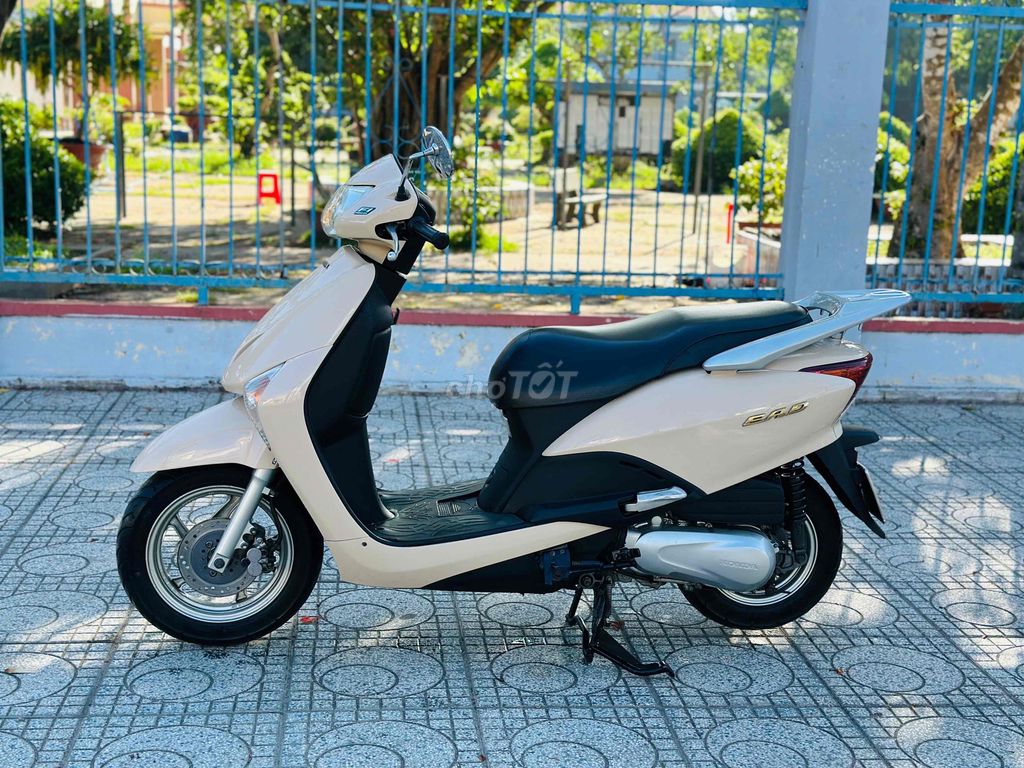 Honda 2012 - ảnh 2