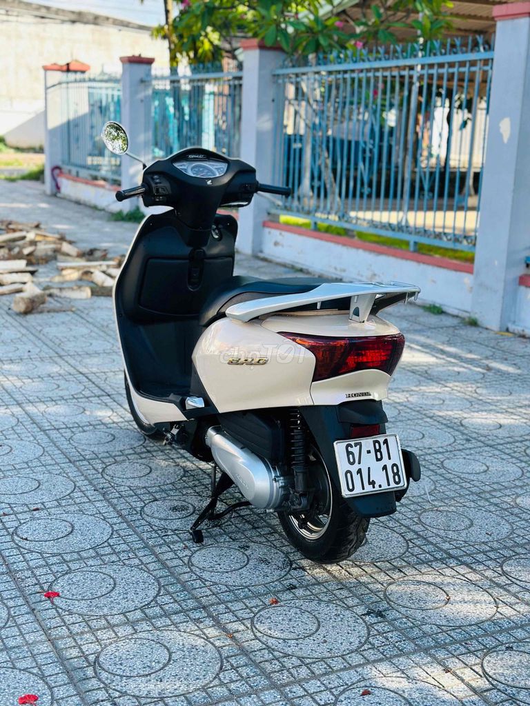 Honda 2012 - ảnh 3