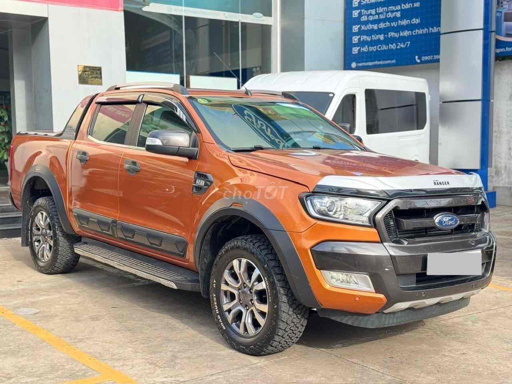 Ford - ảnh 1