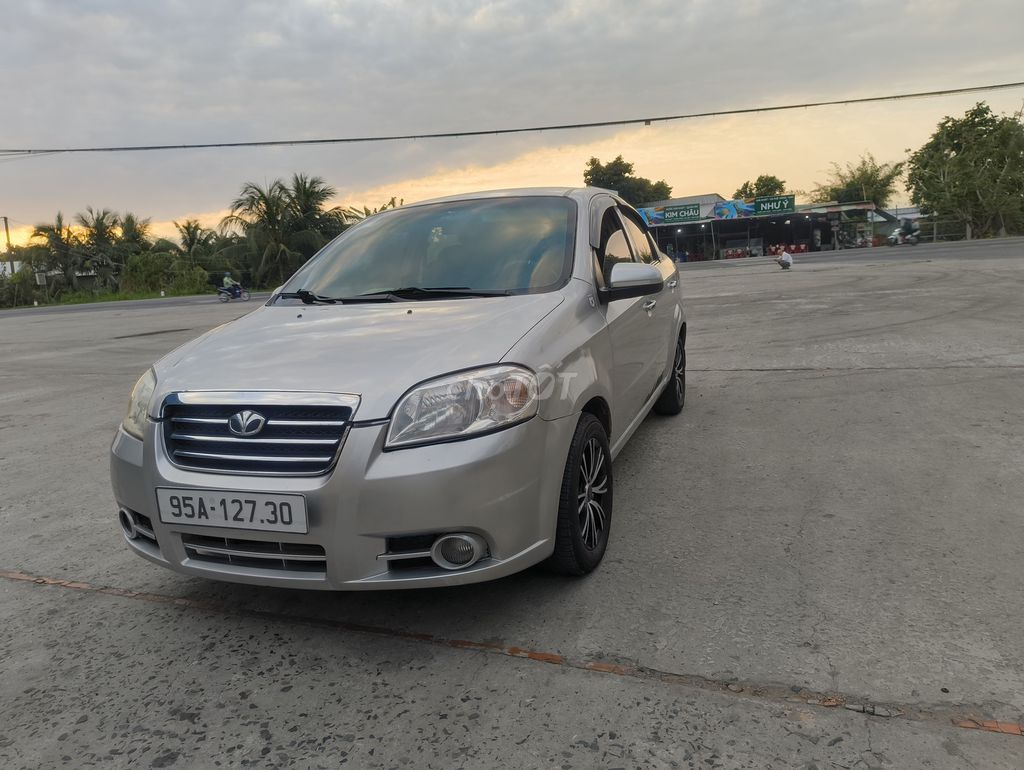 Daewoo Gentra 2009 - ảnh 5