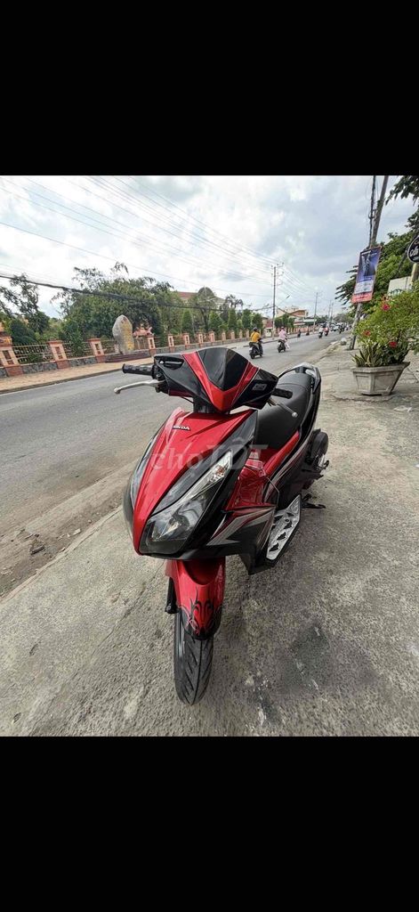 Honda Air Blade 2015 - ảnh 2