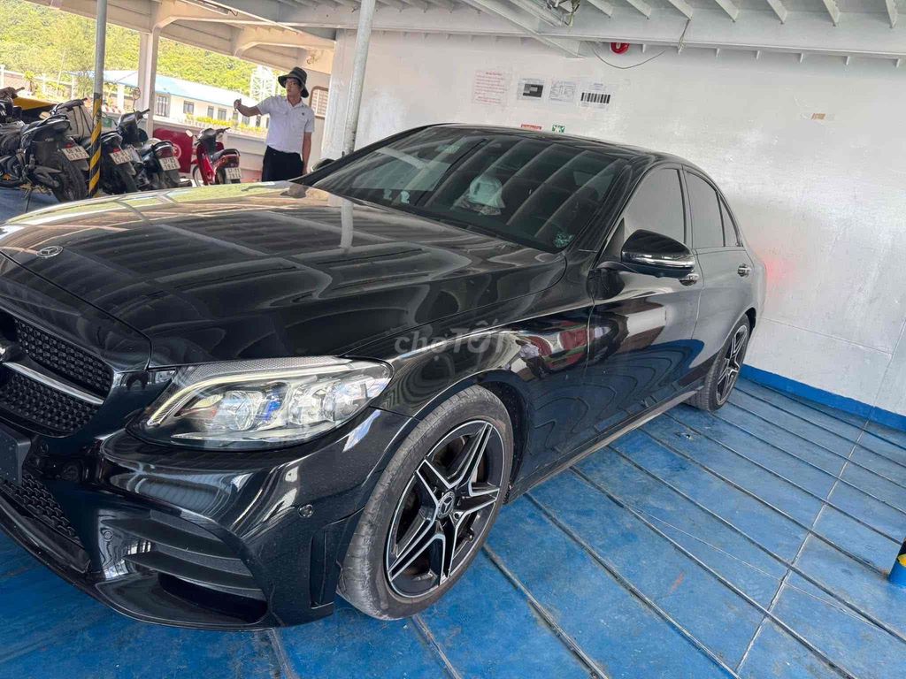 Mercedes-Benz 2019 - ảnh 1