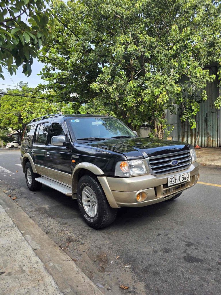 Ford Everest 2005 - ảnh 1