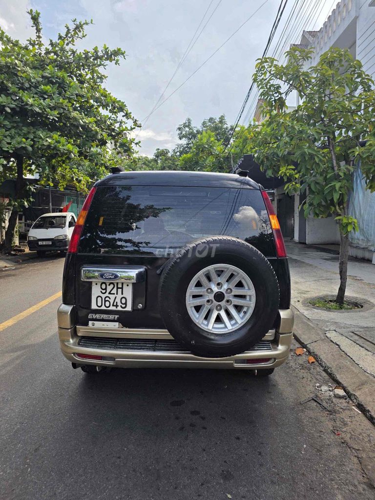 Ford Everest 2005 - ảnh 3