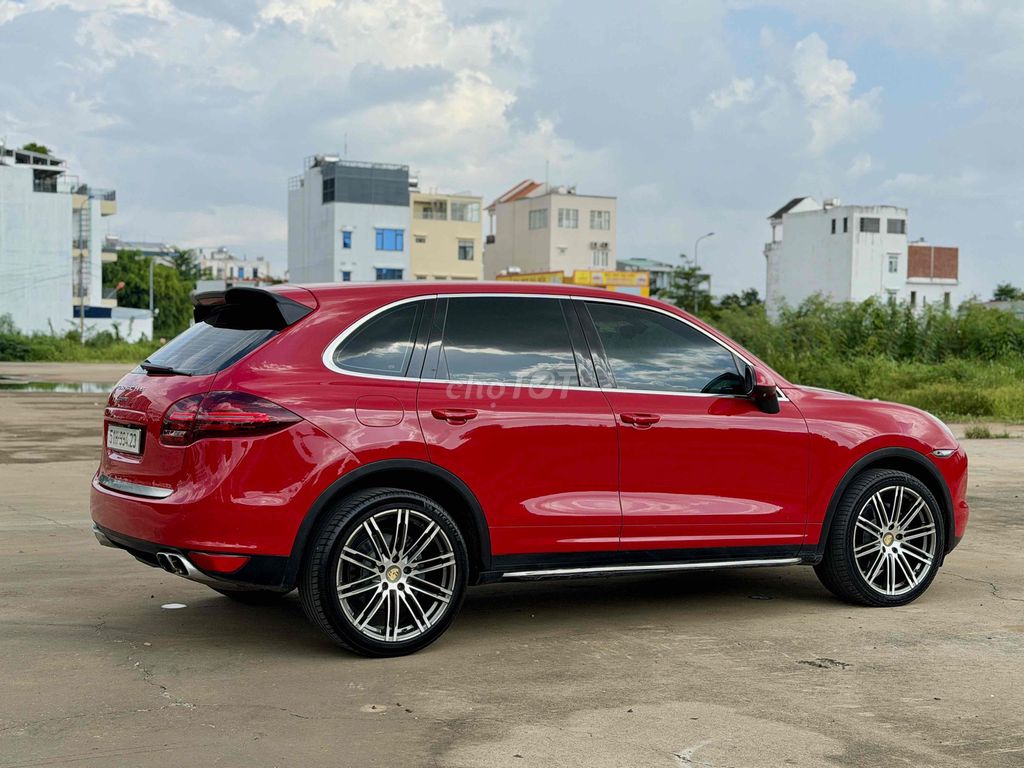 Porsche Cayenne 2013 - ảnh 2