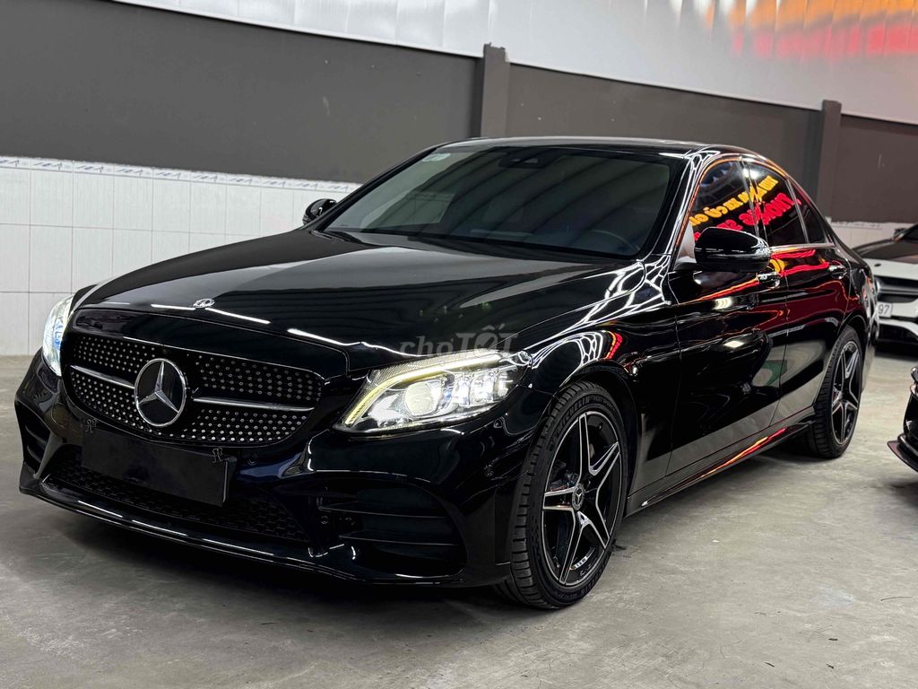 Mercedes-Benz 2020 - ảnh 1
