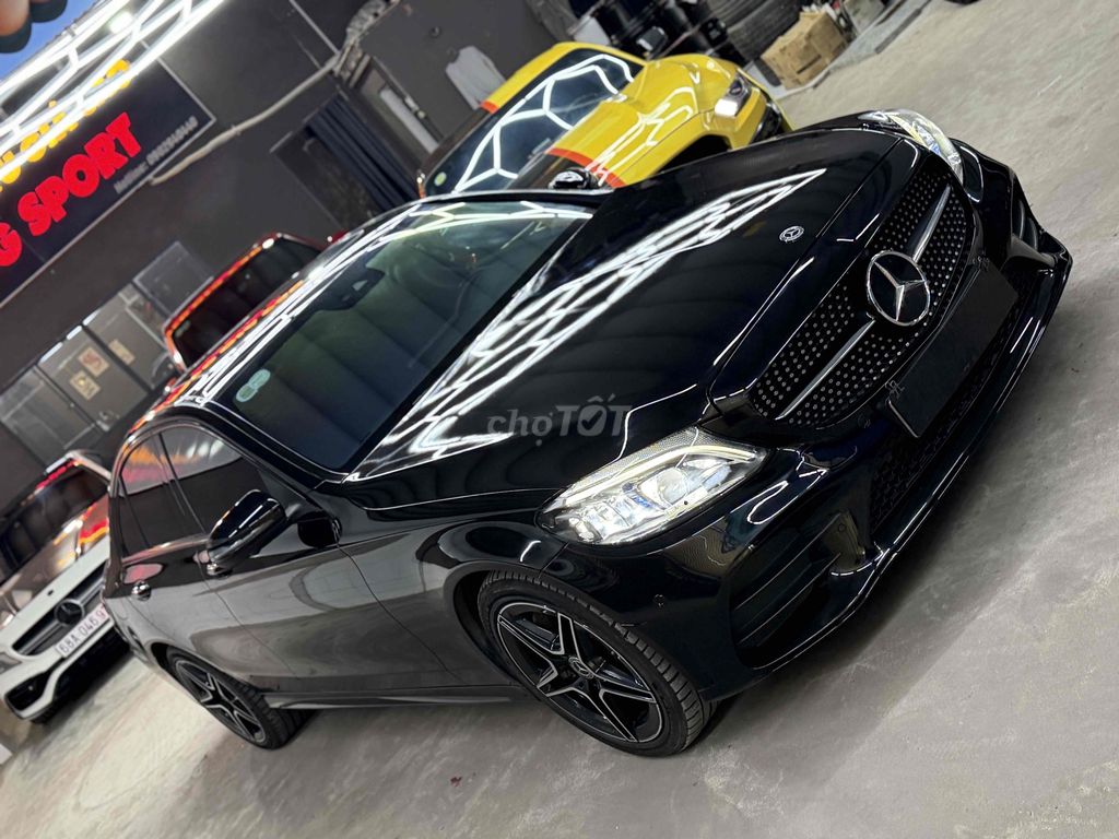 Mercedes-Benz 2020 - ảnh 3