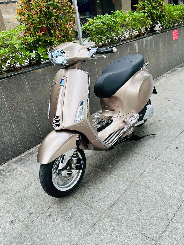 Piaggio Vespa 2018 - ảnh 1