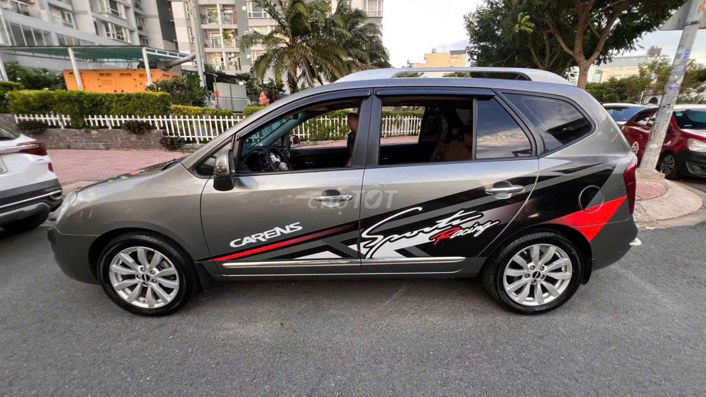Kia Carens 2012 - ảnh 2