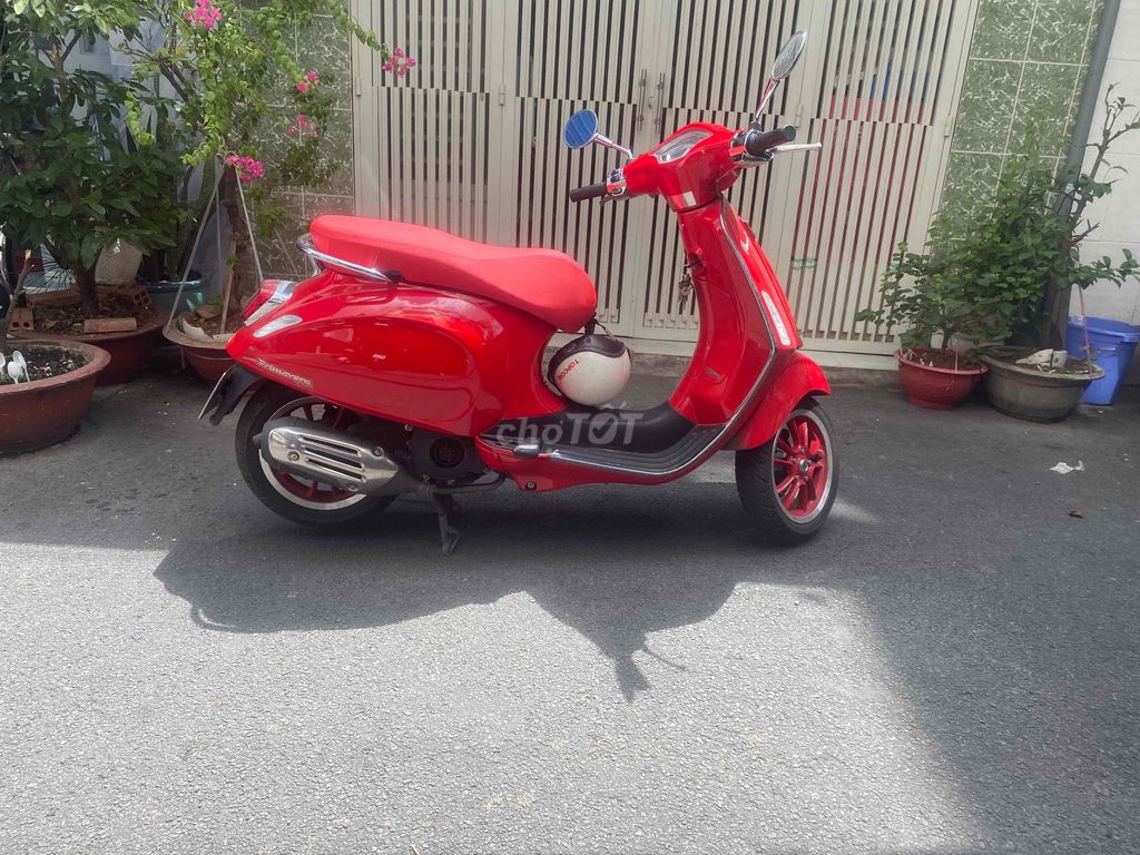 Piaggio Vespa 2024 - ảnh 1