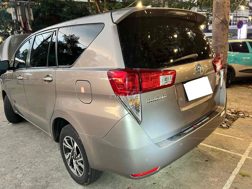 Toyota Innova 2022 - ảnh 2