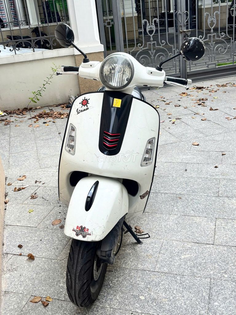 Piaggio Vespa 2015 - ảnh 2