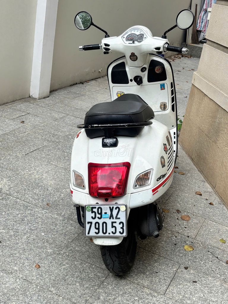 Piaggio Vespa 2015 - ảnh 4