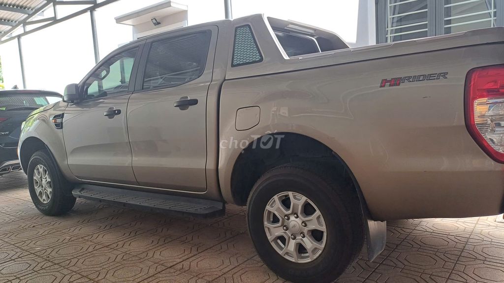 Ford Ranger XLS 2.2L 4x2 AT 2017 - ảnh 3