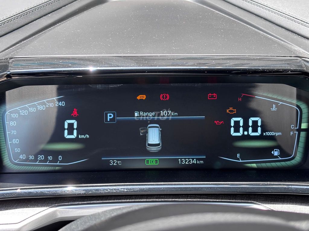 Hyundai Custin 2024 - ảnh 3