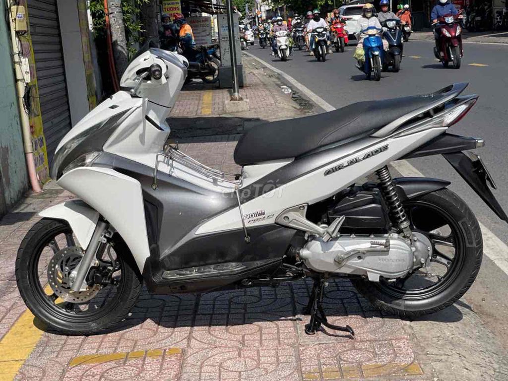 Honda Air Blade 2011 - ảnh 2