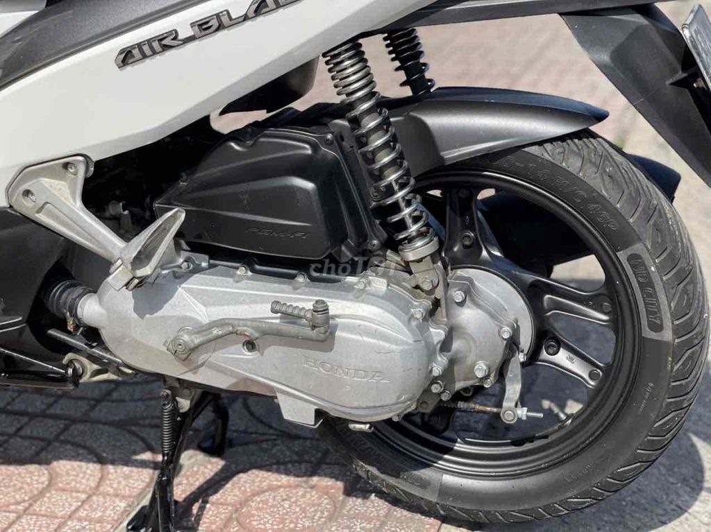 Honda Air Blade 2011 - ảnh 4