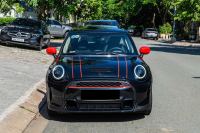 Mini Cooper S 5 Door 2023 - ảnh 1