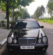 Mercedes 2000 - ảnh 1