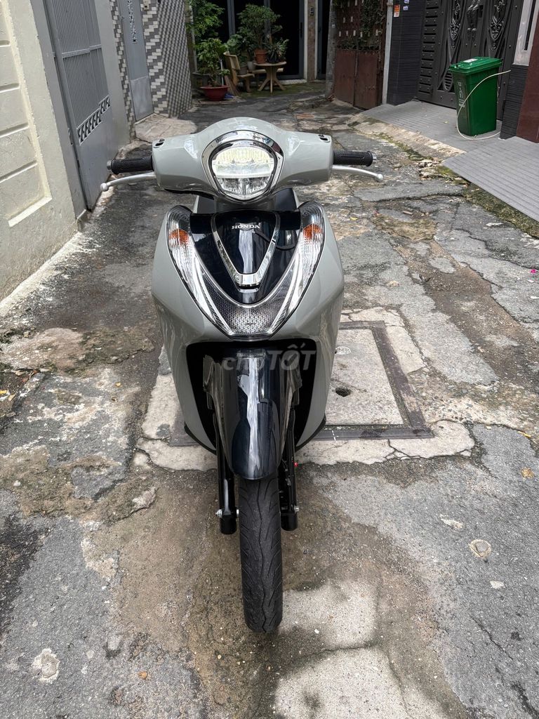 Honda SH Mode 2022 - ảnh 1