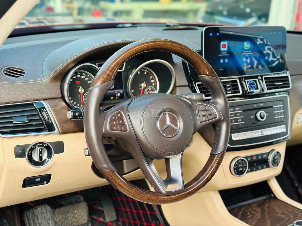 Mercedes-Benz GLS 400 4Matic 2017 - ảnh 4