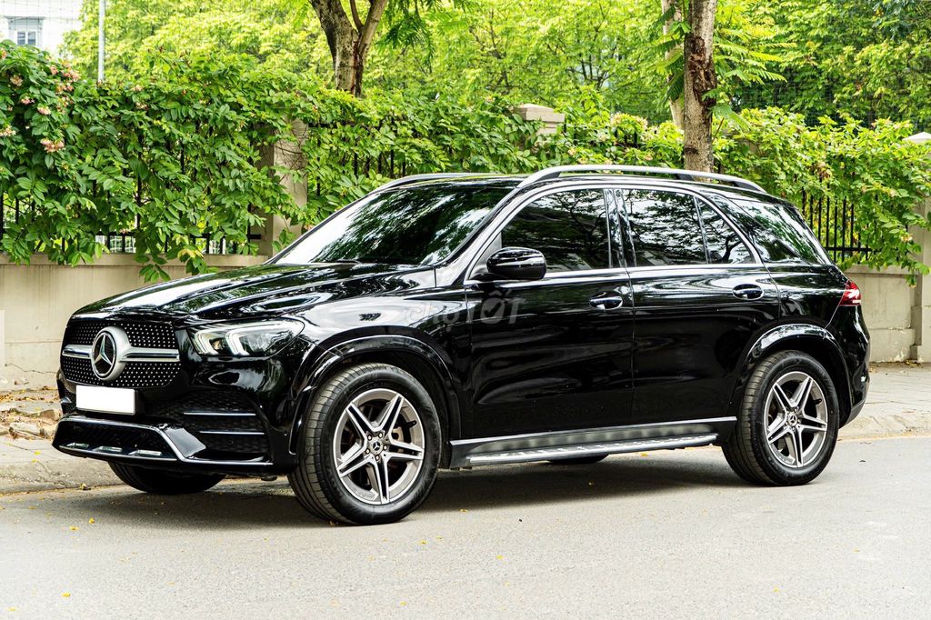 Mercedes-Benz 2021 - ảnh 3