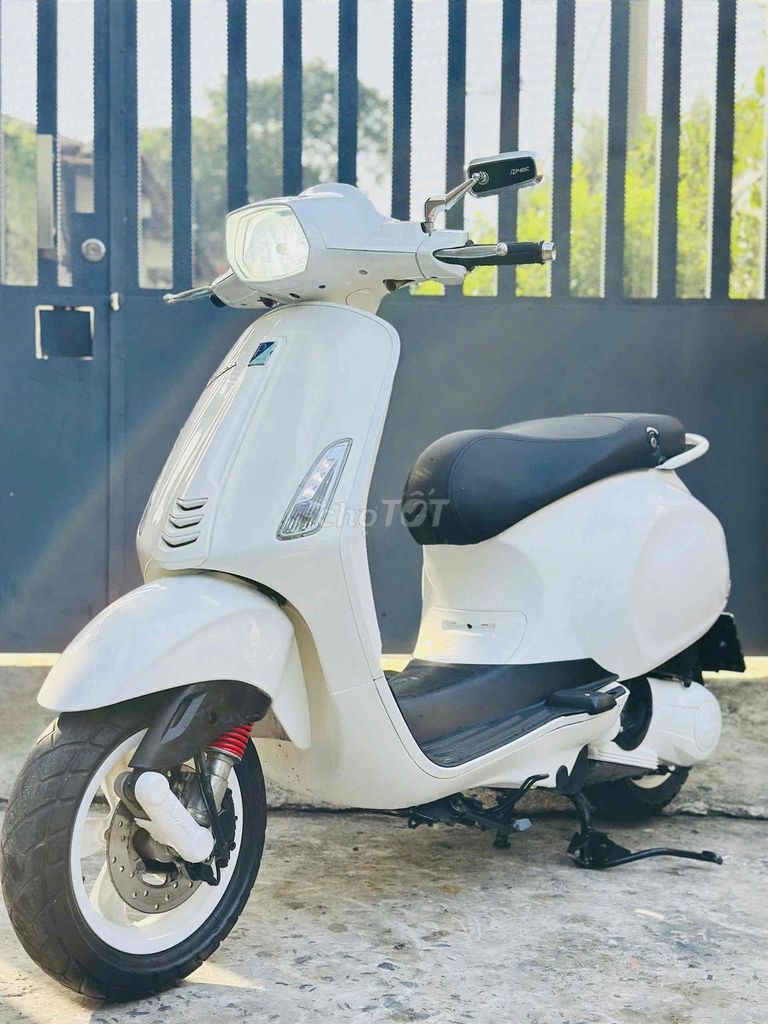 Piaggio Vespa 2015 - ảnh 2