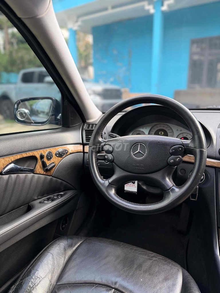 Mercedes-Benz - ảnh 5