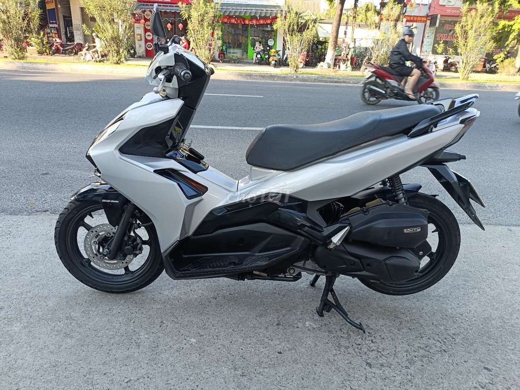 Honda Air Blade 2022 - ảnh 3